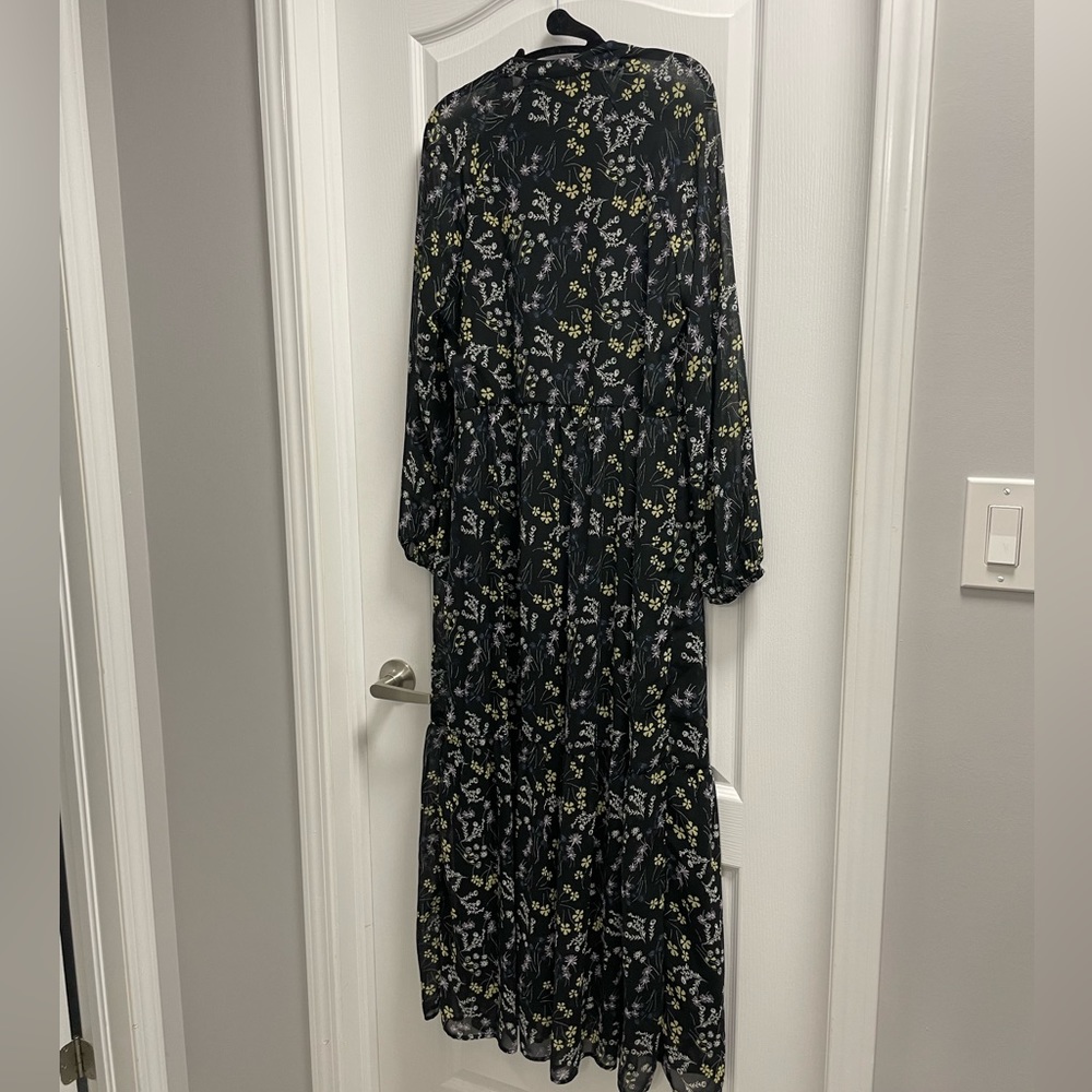 Floral Maxi - Picture 4 of 11